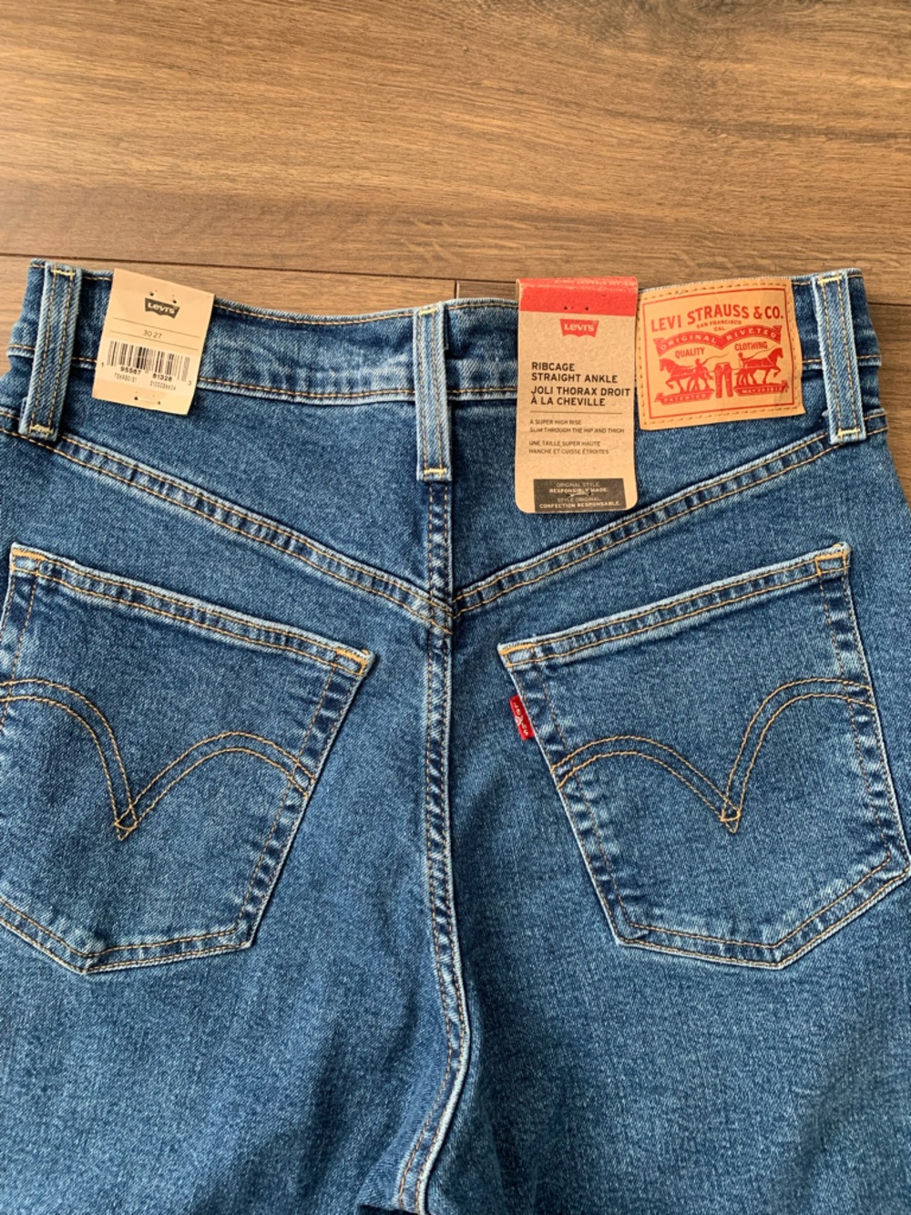 Levi's Ribcage Straight-Leg ankle women’s Denim Jeans - Blue size 30X27” - Picture 4 of 6
